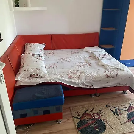 Poveste De Vara - Copaci, Parc Si Mare شقة كونستانتا